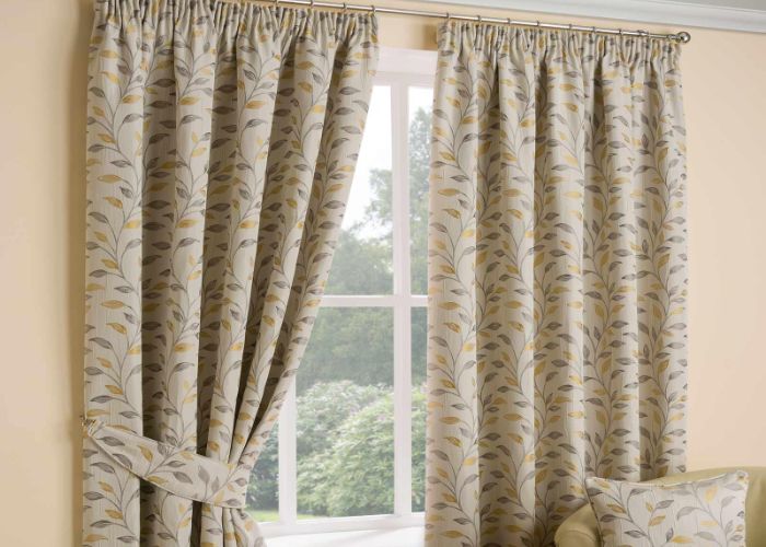 pleated curtains pattern